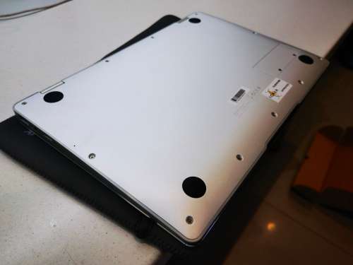 TOP SPECS!*AS BRAND NEW!*MECER GURU*TOUCHSCREEN*360 FLIP*INTEL J3160*4GB RAM*64GB SSD*FHD*