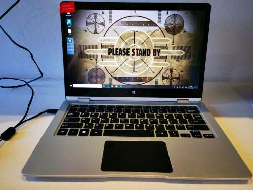 TOP SPECS!*AS BRAND NEW!*MECER GURU*TOUCHSCREEN*360 FLIP*INTEL J3160*4GB RAM*64GB SSD*FHD*