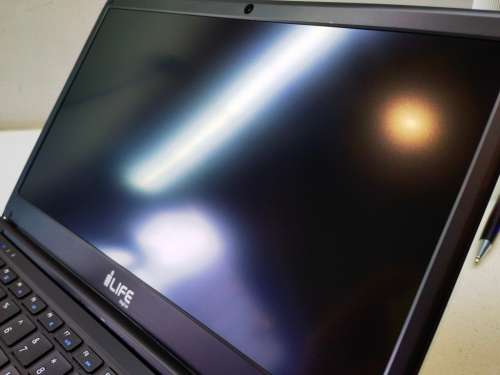 FAST, EXCELLENT CONDITION**ZED AIR PLUS*15.6` HD*7TH GEN N3350*4GB RAM*128SSD X 2*