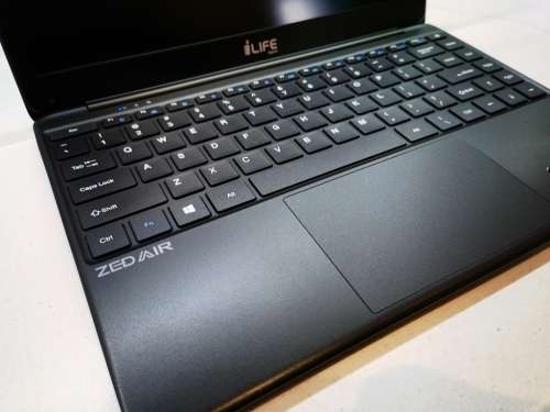 FAST, EXCELLENT CONDITION**ZED AIR PLUS*15.6` HD*7TH GEN N3350*4GB RAM*128SSD X 2*