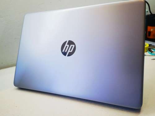 As Brand New!*11TH GEN BEAST!*11TH GEN*HP NOTEBOOK 15*i5-1135G7*8GB DDR4*512GB NVME SSD*FHD