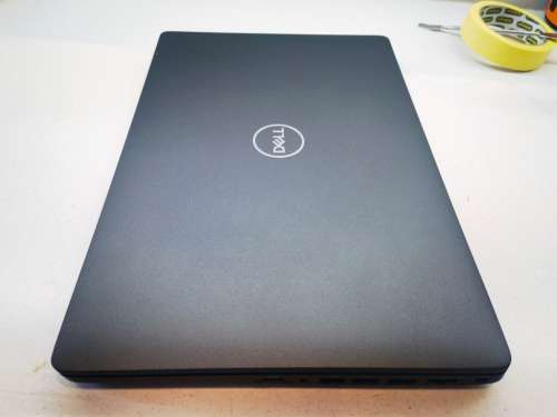 VERY FAST!*AS NEW*8TH GEN QUAD CORE*DELL LATITUDE 5500*i5-8265U*16GB*UHD 620*256GB SSD*FULL HD*