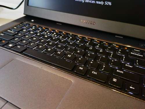 *HIGH SPEC i5!*DELL VOSTRO 3560*i5-3210m*6GB RAM*1000GB HDD*DVD*HD DISPLAY*BACKLIT KEYBOARD