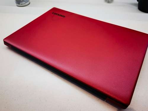 BEAUTIFUL!*HIGH SPEC!*QUAD CORE 8th Gen i7*LENOVO 130*i7-8550U*20GB DDR4*1000GB HDD*UHD620*