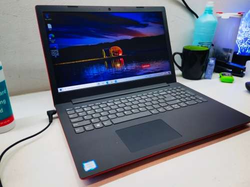 BEAUTIFUL!*HIGH SPEC!*QUAD CORE 8th Gen i7*LENOVO 130*i7-8550U*20GB DDR4*1000GB HDD*UHD620*