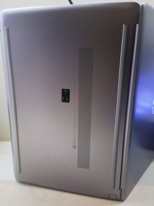 As BRAND New!*HIGH SPEC*10TH GEN*HP 255 G8*AMD 3020e*8GB DDR4*1000GB HDD*RADEON