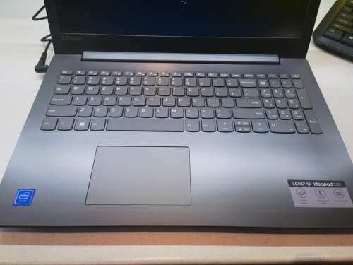 1ST BID TAKES!*BRAND NEW,BOXED*STUNNING 8th GEN*LENOVO 330*N4000*4GB*500GB*