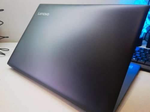 1ST BID TAKES!*BRAND NEW,BOXED*STUNNING 8th GEN*LENOVO 330*N4000*4GB*500GB*