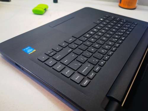 EXCELLENT!*HP 14 BS1*i3-5005U*4GB RAM*1000GB HDD*15.6` HD**DVD