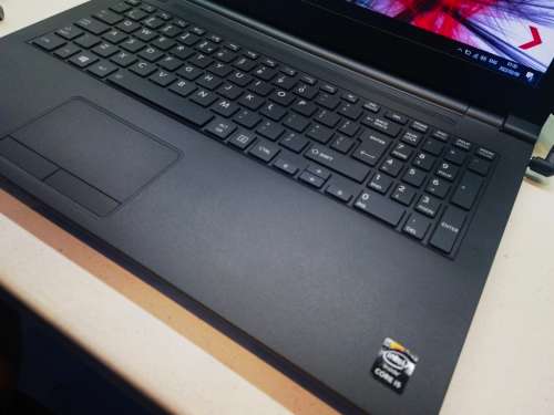 VERY FAST!*Performance Engineered*TOSHIBA TECRA C50*i5-BLACK-4210U*8GB*256GB SSD*HD*DVD