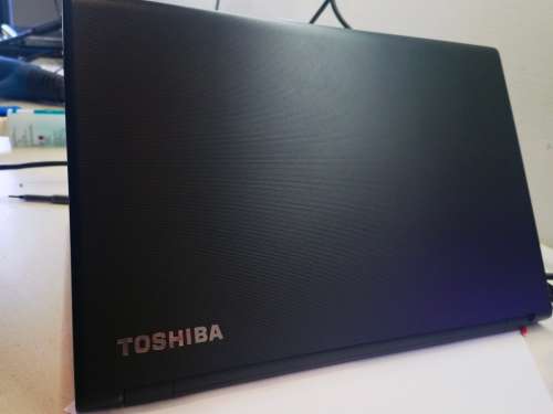 VERY FAST!*Performance Engineered*TOSHIBA TECRA C50*i5-BLACK-4210U*8GB*256GB SSD*HD*DVD