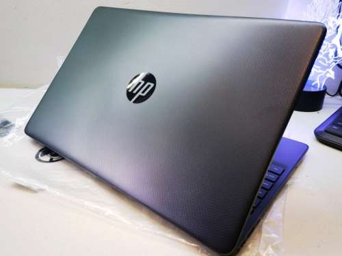 BRAND NEW*10/10 CONDITION-HP NOTEBOOK 15-N4020-9TH GEN*4GB DDR4*500GB HDD*WARRANTY