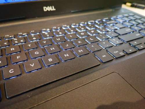 HIGH SPEC!*DELL LATITUDE 3590*i5-8250U*8GB DDR4*256GB NVME*1TB HDD*FHD*BACKLIT*