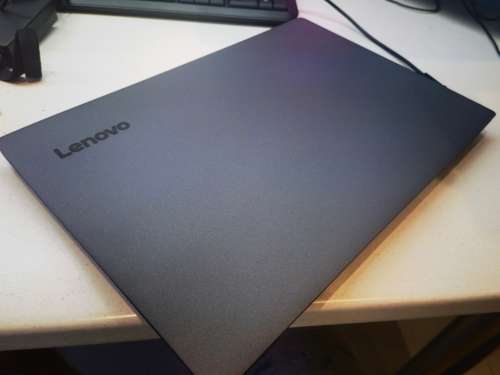 *8TH GEN*LENOVO V330*i5-8250U*FHD*8GB DDR4*500GB SSHD*UHD 620 GRAPHICS*