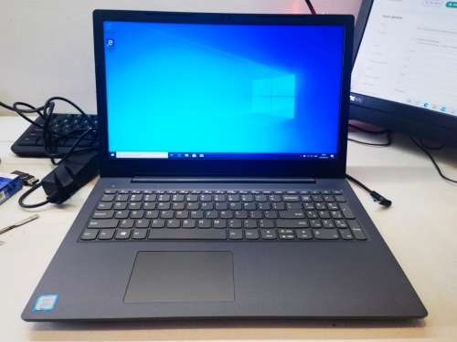 *8TH GEN*LENOVO V330*i5-8250U*FHD*8GB DDR4*500GB SSHD*UHD 620 GRAPHICS*