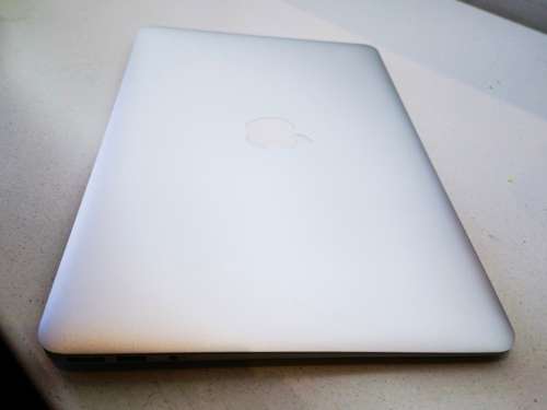 INCREDIBLE!!*ULTIMATE 2017 APPLE MACBOOK AIR i5*128GB SSD*8GB RAM*HD 6000*