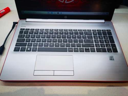 VERY FAST!*10TH GEN!*HP 250 G7*i3-1005G1*8GB DDR4*256GB HDD*15.6` HD*UHD GRAPHICS*