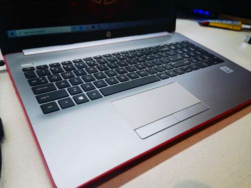 VERY FAST!*10TH GEN!*HP 250 G7*i3-1005G1*8GB DDR4*256GB HDD*15.6` HD*UHD GRAPHICS*