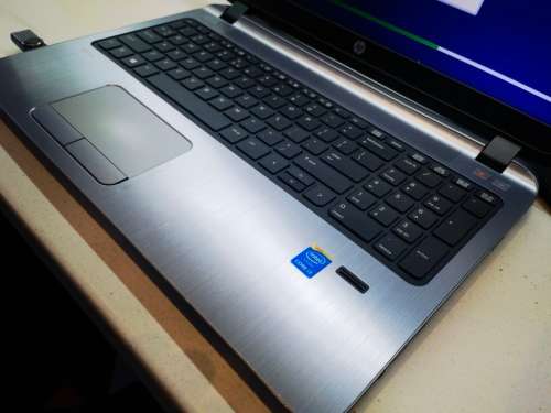 *HP PROBOOK 450 G2*i3-5010U**4GB RAM*500GB HDD*HD DISPLAY*DVD