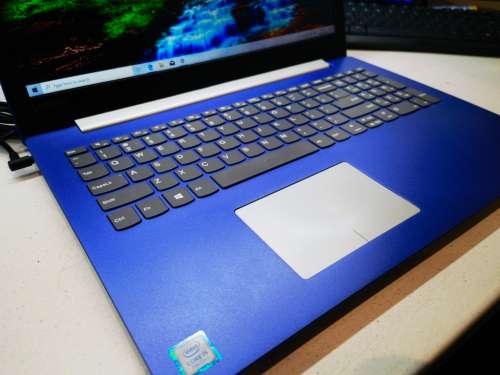 HIGH SPEC*LENOVO IDEAPAD 320*i5-7200U*12GB DDR4*FULL HD 1920X1080*256GB SSD*HD 620 GAPHICS