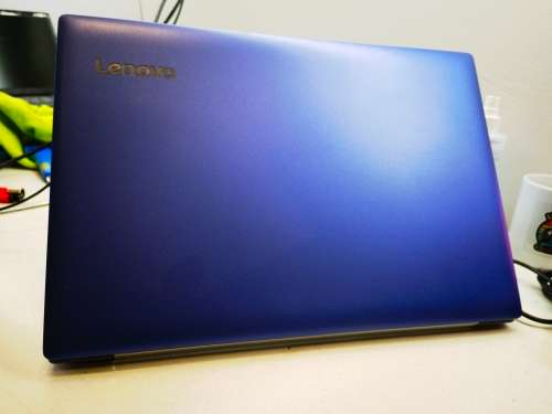 HIGH SPEC*LENOVO IDEAPAD 320*i5-7200U*12GB DDR4*FULL HD 1920X1080*256GB SSD*HD 620 GAPHICS