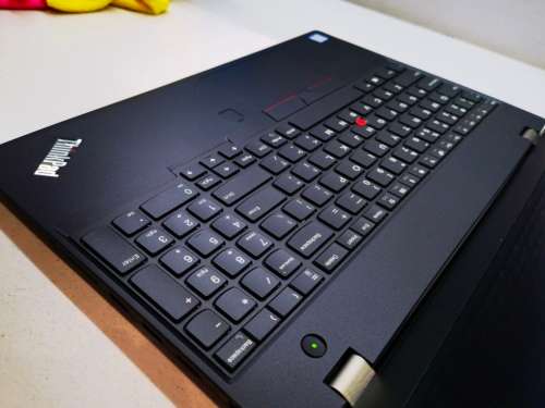 BEAST!*SUPER FAST*LENOVO THINKPAD T570*i5-7200U*FHD*256GB SSD*16GB DDR4*DUAL BATTERY*