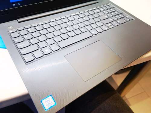 VERY FAST!*HIGH SPEC!*LENOVO V130*i3-7020U*8GB DDR4*128GB NVME SSD*1000GB HDD*DVD*HD*