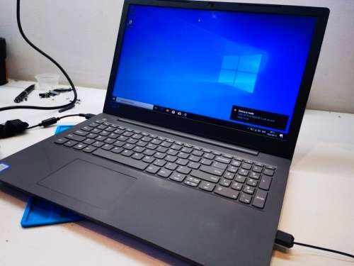 VERY FAST!*HIGH SPEC!*LENOVO V130*i3-7020U*8GB DDR4*128GB NVME SSD*1000GB HDD*DVD*HD*