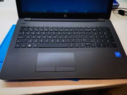 FAST!*LATEST DESIGN*HP NOTEBOOK 15*N4000*8GB RAM*256GB SSD*UHD GRAPHICS
