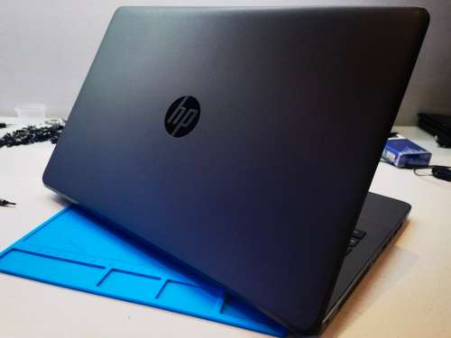 FAST!*LATEST DESIGN*HP NOTEBOOK 15*N4000*8GB RAM*256GB SSD*UHD GRAPHICS