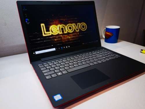 FAST!*HIGH SPEC!*QUAD CORE 8th Gen i5*LENOVO 130*i5-8250U*12GB DDR4*240GB SSD*UHD620*