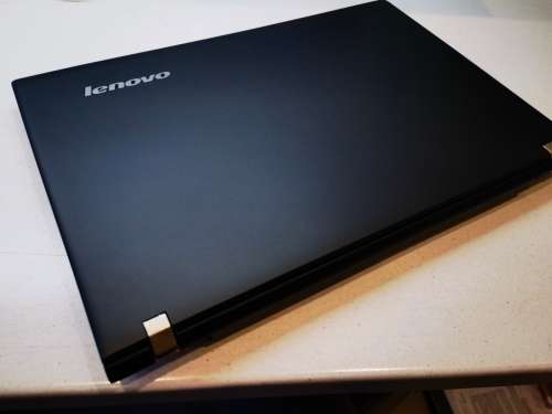 HIGH Spec!*LENOVO E51-80*i5-6200u*HD*8GB RAM*500GB SSHD*HD 520*DVD*