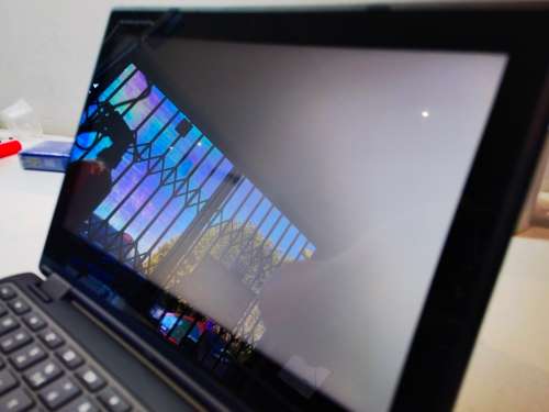 *ACER CHROMEBOOK R721T*360* FLIP*FULL TOUCHSCREEN*HDR WEBCAM*AMD A4-9120C*RADEON R4*4GB RAM*32GB SSD