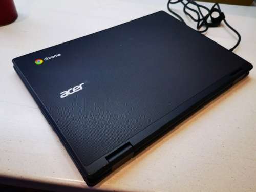 *ACER CHROMEBOOK R721T*360* FLIP*FULL TOUCHSCREEN*HDR WEBCAM*AMD A4-9120C*RADEON R4*4GB RAM*32GB SSD