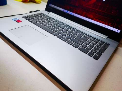 PERFORMANCE EDITION!*LENOVO 320*8TH GEN i7*i7-8550U*12GB DDR4*480GB SSD*FHD*RADEON 530*QUAD CORE