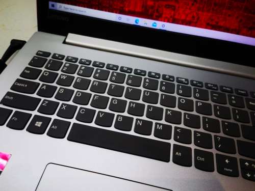 PERFORMANCE EDITION!*LENOVO 320*8TH GEN i7*i7-8550U*12GB DDR4*480GB SSD*FHD*RADEON 530*QUAD CORE