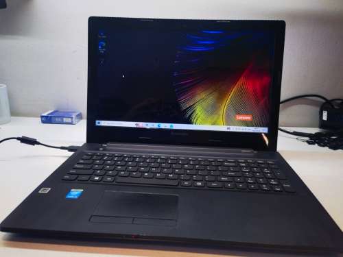 LENOVO G50-80 i3-5005M*500GB HDD*8GB RAM*HD DISPLAY*DVD*WIFI*BLUETOOTH