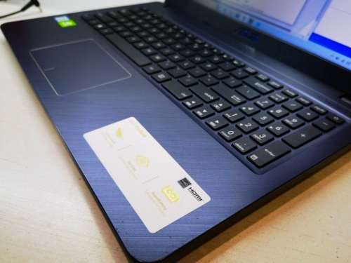 *GRAPHIC DESIGN/CAD/GAMING*ASUS X543UA*i5-6200u*8GB*HD*240GB SSD*NVIDIA MX110*