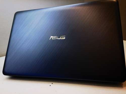 *GRAPHIC DESIGN/CAD/GAMING*ASUS X543UA*i5-6200u*8GB*HD*240GB SSD*NVIDIA MX110*