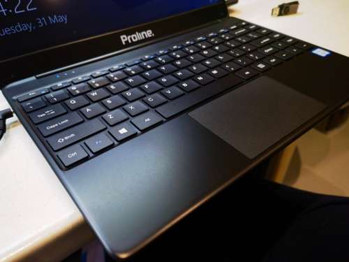 LATE ENTRY!*FAST!*AS NEW*PROLINE V146D*i3-5005U*4GB RAM*128GB SSD*HD520 GRAPHICS*WEBCAM*FULL HD*