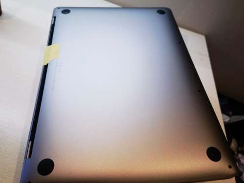 1ST BID TAKE*Do not miss*2020 MACBOOK PRO TOUCHBAR*CORE i5*8GB RAM*512GB NVME SSD*RETINA2560X1600*M1