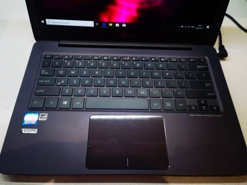 *EXTREME PERFORMANCE*ASUS ZENBOOK UX305U*i7-6500u*8GB RAM*FHD*256GB SSD*