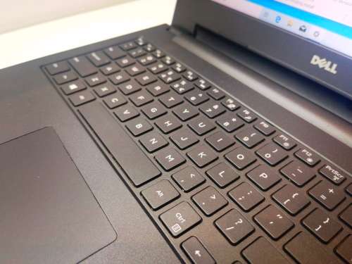 FAST!*Cad/Graphic Design**DELL INSPIRON 15 3543*i5-5200u*NVIDIA GEFORCE 840M*240GB SSD*8GB RAM