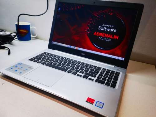 1st bid!*GRAPHIC DESIGN/CAD*DELL INSPIRON 5570*i5-8250u*8GB*1000GB HDD*RADEON 530 4GB*ADRENILIN 2020