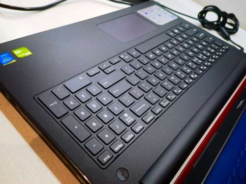 Cad/Graphic Design**DELL INSPIRON 15 3558*i5-5200u*NVIDIA GEFORCE 920M*8GB RAM*240GB SSD*HD*