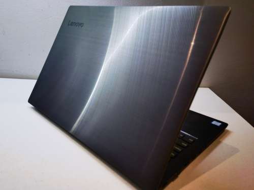 BEAST!*VERY HIGH SPEC!*LENOVO V330*i5-8250U*FHD*8GB DDR4*256GB SSD*UHD 620 GRAPHICS*