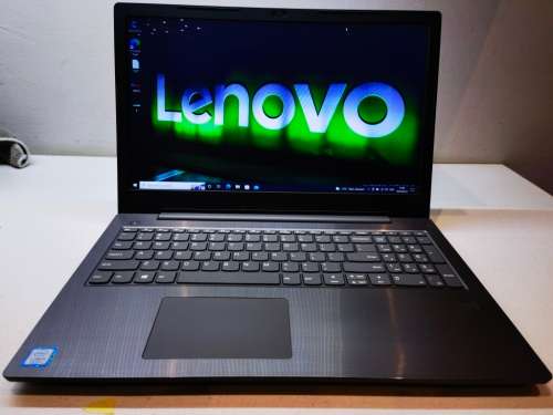 BEAST!*VERY HIGH SPEC!*LENOVO V330*i5-8250U*FHD*8GB DDR4*256GB SSD*UHD 620 GRAPHICS*