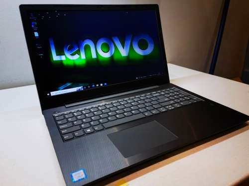 BEAST!*VERY HIGH SPEC!*LENOVO V330*i5-8250U*FHD*8GB DDR4*256GB SSD*UHD 620 GRAPHICS*