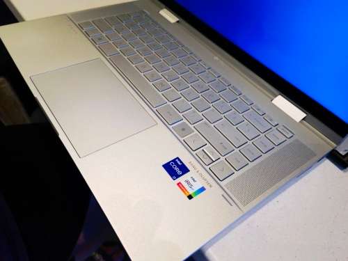 WOW R30K RETAIL!*BEAST!*TOUCHSCREEN*HP ENVY X360 15 2IN1*i7-1165G7*IPS FHD*32GB*512GB SSD*FHD*WARRAN