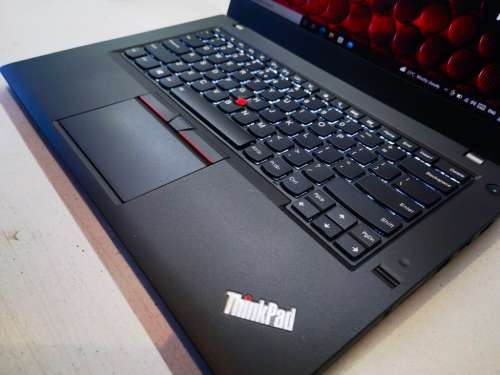 VERY FAST!*HIGH SPEC*LENOVO THINKPAD T460*i7-6600U*HD*256GB SSD*8GB RAM*